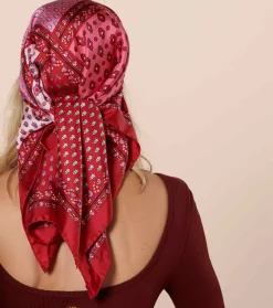 Femme Souleiado Carré Soie | Toute La Collection | Carré de soie ITALIENNE rose rouge 90 x 90 cm