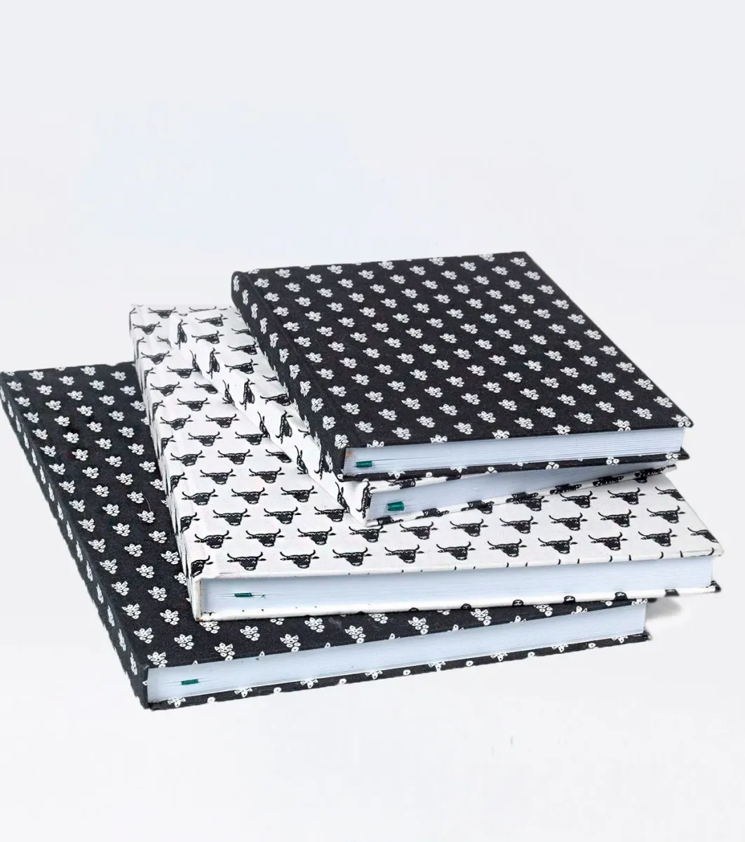 Souleiado Décoration | Grand carnet Mini Taureau blanc noir