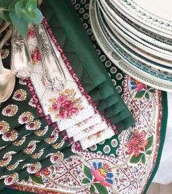 Souleiado Nos Tables Automnales | Set de table matelassé « La Fleur d'Arles » Vert cyprès